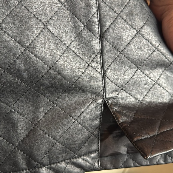 Black leather skirt - Picture 9 of 9